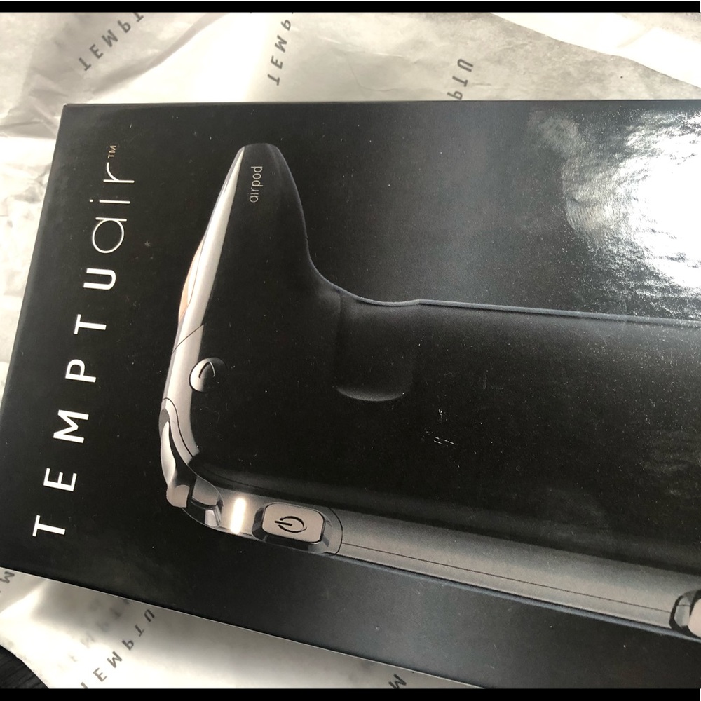 Temptu air cordless make up device